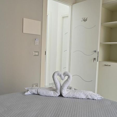 Bebsantaniellohouse1 Bed and Breakfast Neapel Exteriör bild